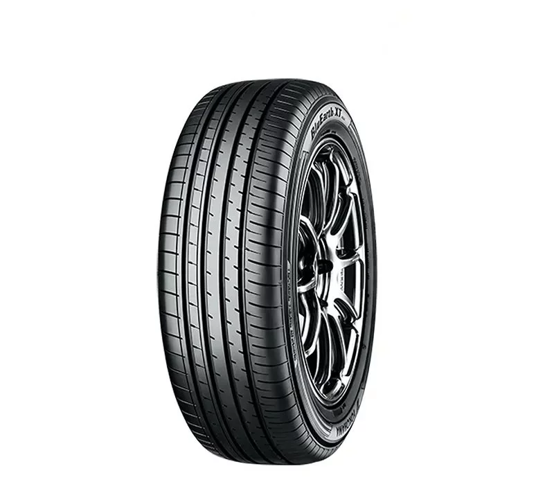 Anvelope Yokohama BluEarth-GT AE-61 215/55 R18 99V