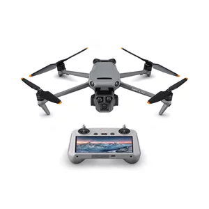 Image Drona DJI Mavic 3 Pro (DJI RC)