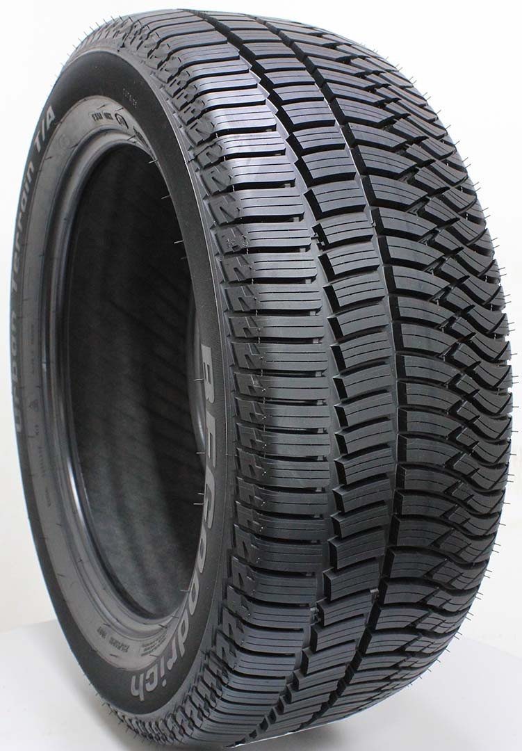 Image Anvelopa BFGoodrich Urban Terrain T/A 235/65 R17